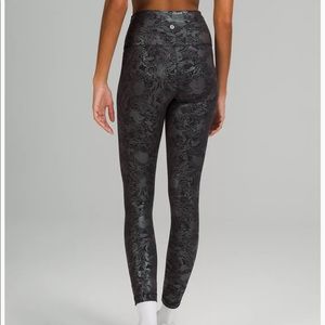 NWT Lululemon Wunder Train HR Tights 25”